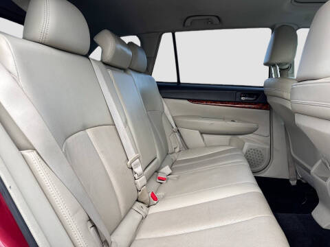 2011 Subaru Outback 2.5i Limited