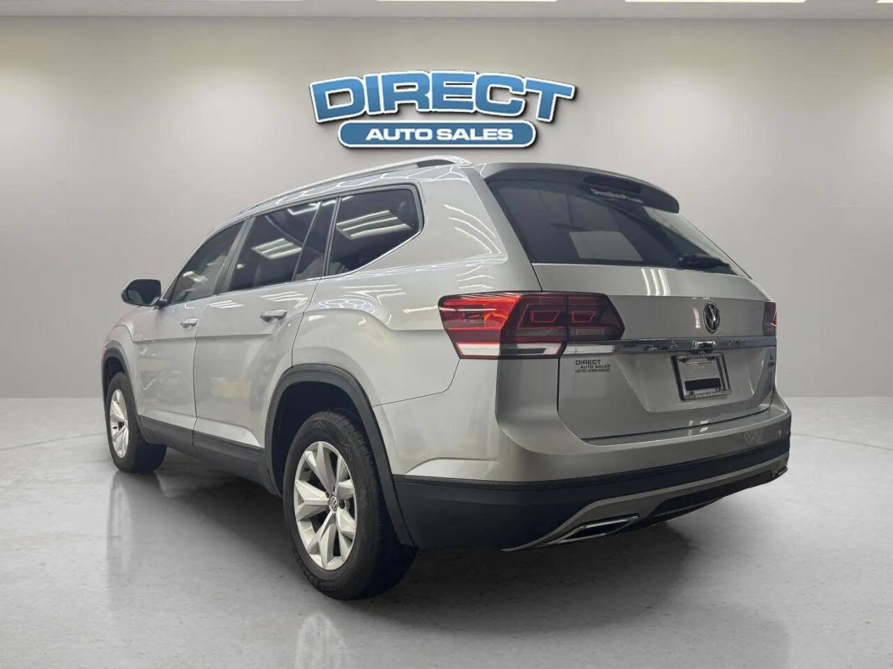2018 Volkswagen Atlas V6 S 4Motion AWD 4dr SUV - Silver exterior view 4