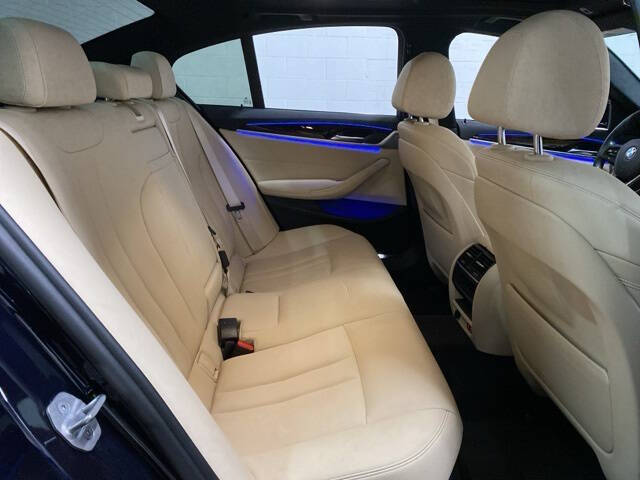 2020 BMW 5 Series 530i