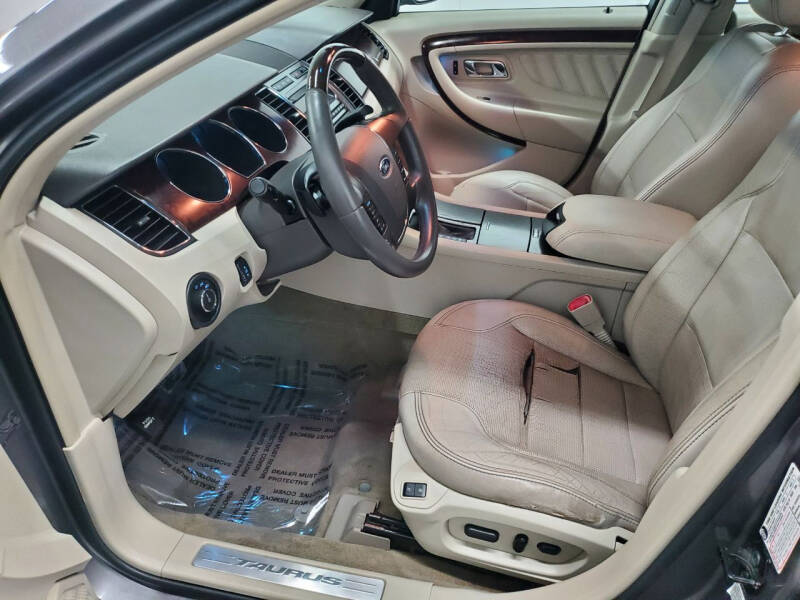 2012 Ford Taurus Limited