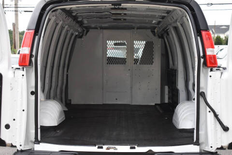 2023 GMC Savana 2500