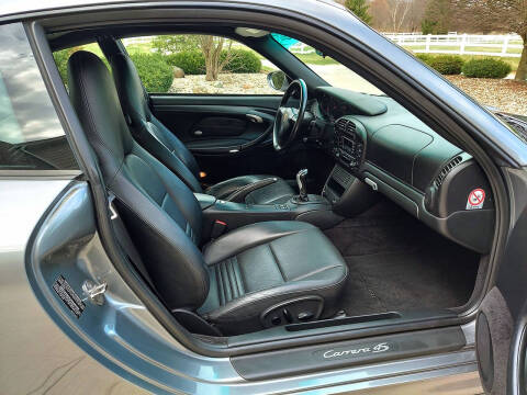 2004 Porsche 911 Carrera 4S