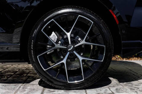 2025 Aston Martin DBX 707