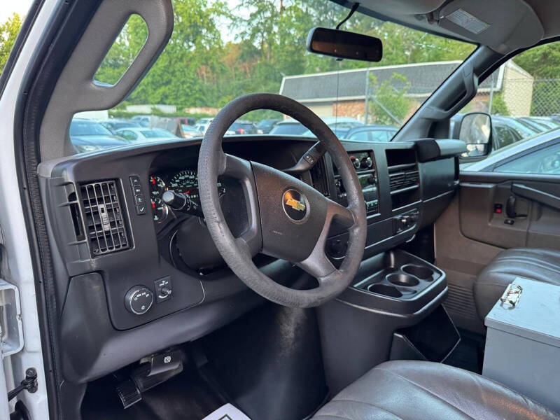2017 Chevrolet Express 2500