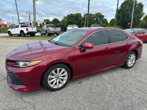 2018 Toyota Camry for sale at Modern Automotive in Spartanburg SC