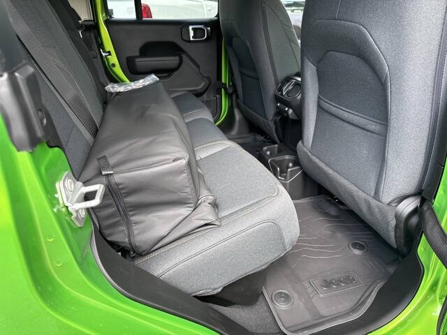 2025 Jeep Gladiator Willys