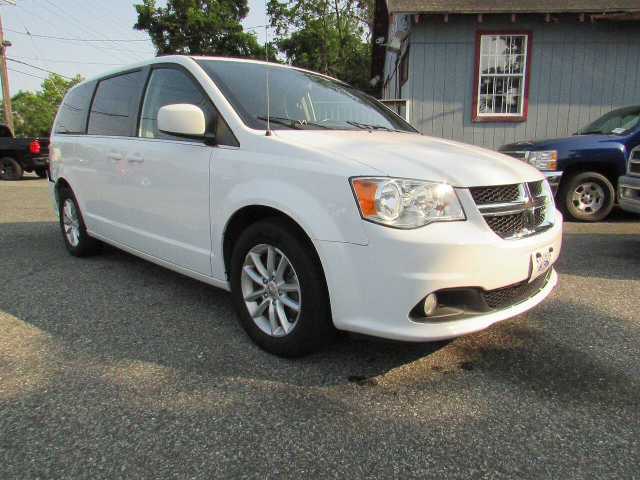 Dodge Grand Caravan SXT FWD