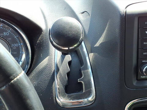 2014 Chrysler Town and Country S