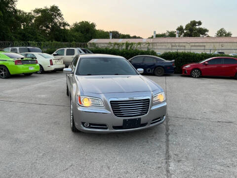 2011 Chrysler 300 C