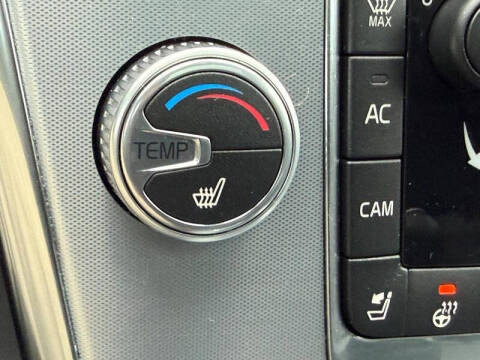 2017 Volvo XC60 T6 Dynamic