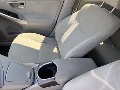 2014 Toyota Prius Three