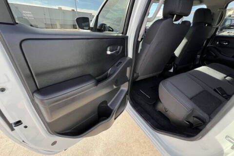 2025 Nissan Frontier SV