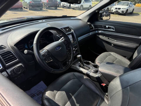 2018 Ford Explorer Sport