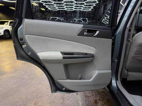 2013 Subaru Forester 2.5X Limited