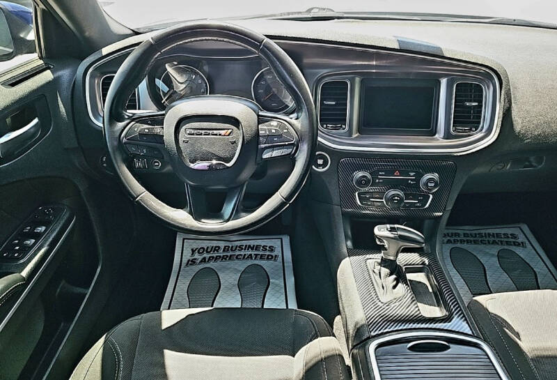 2019 Dodge Charger SXT