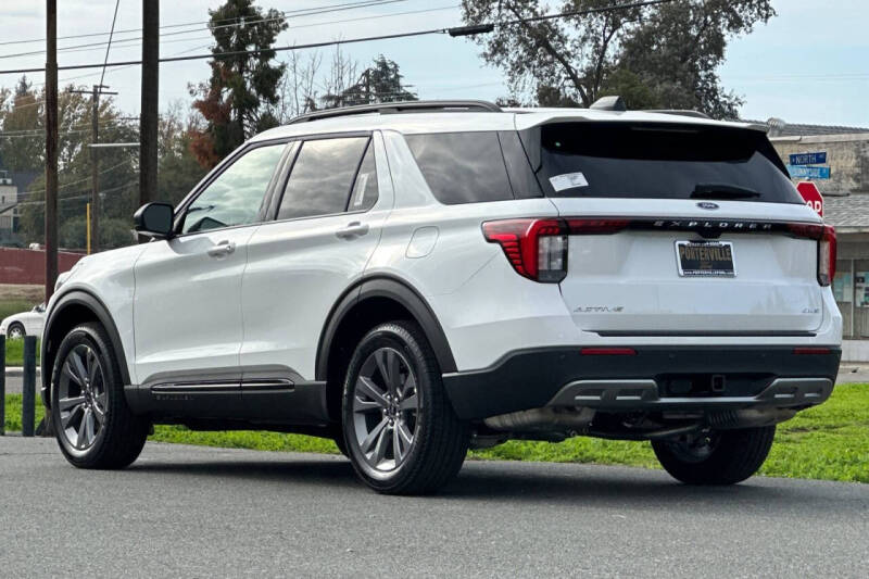 2026 Ford Explorer Active