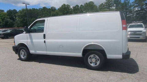 2025 Chevrolet Express 2500