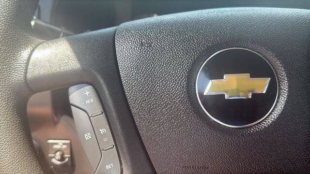 2025 Chevrolet Express LT 3500