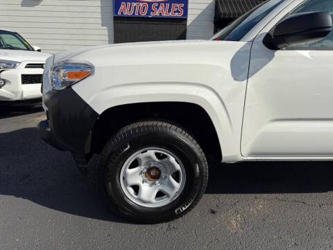 2021 Toyota Tacoma SR
