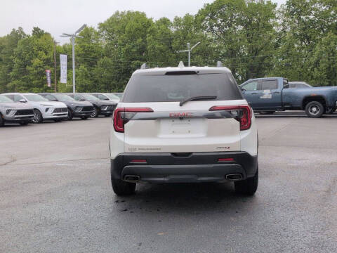 2023 GMC Acadia AT4