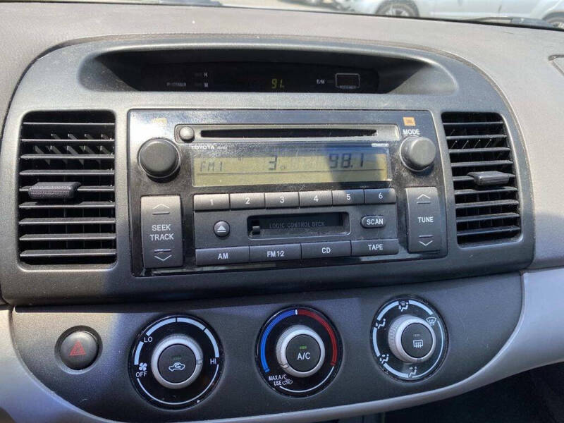 2006 Toyota Camry LE