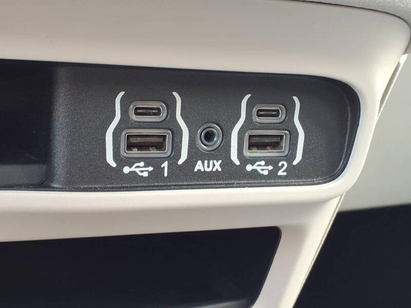 2021 Chrysler Pacifica Touring