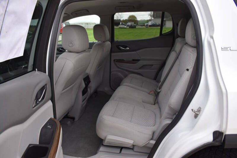 2019 GMC Acadia SLE-2