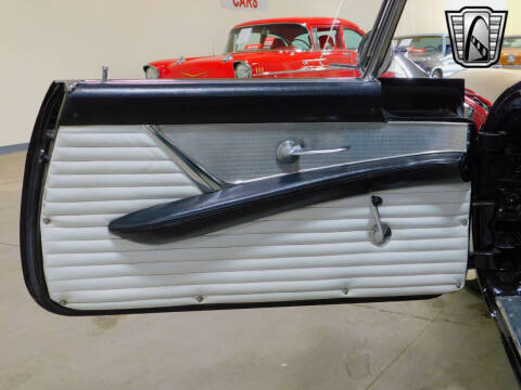 1956 Ford Thunderbird