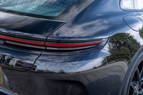 2026 Porsche Panamera 4