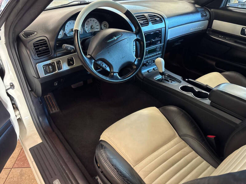 2003 Ford Thunderbird