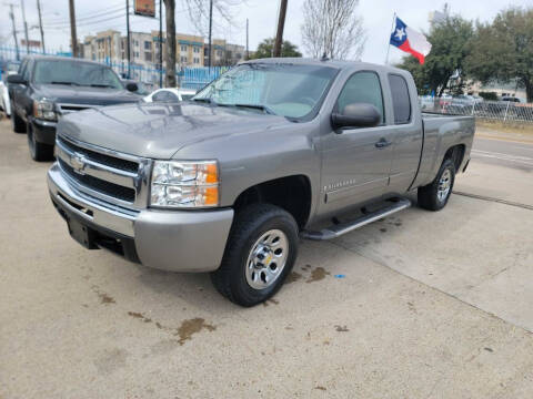 2008 Chevrolet Silverado 1500 for sale at DANNY AUTO SALES in Dallas TX