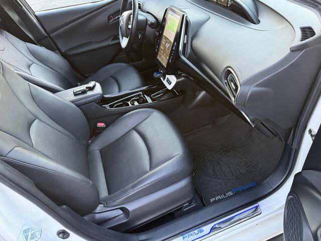 2017 Toyota Prius Prime Plus