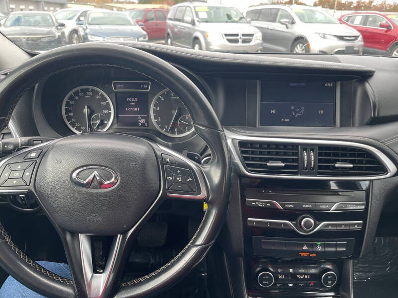 2017 Infiniti QX30