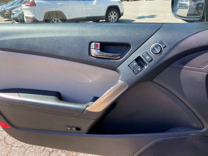 2015 Hyundai Genesis Coupe 3.8