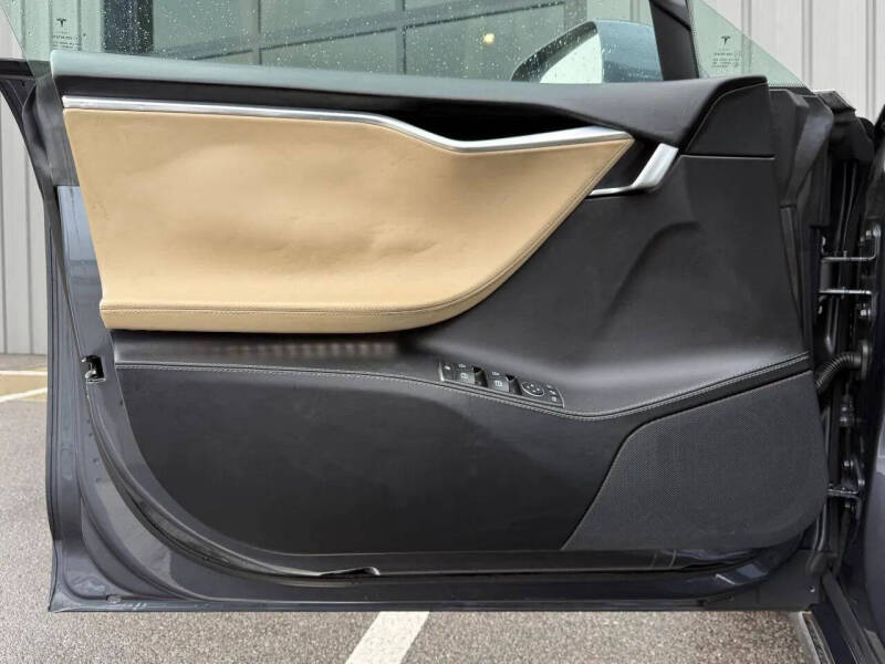 2017 Tesla Model S