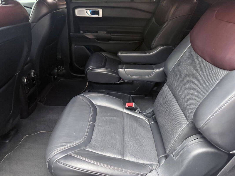 2020 Ford Explorer Platinum