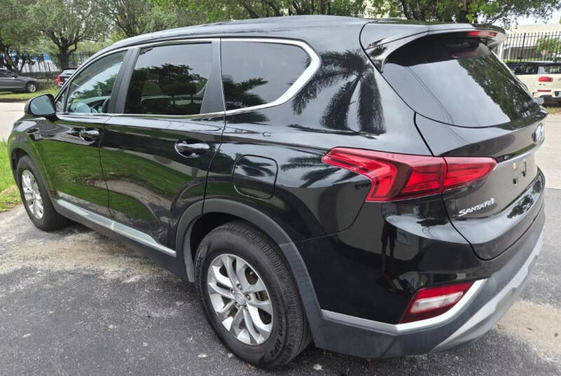 2020 Hyundai Santa Fe SE