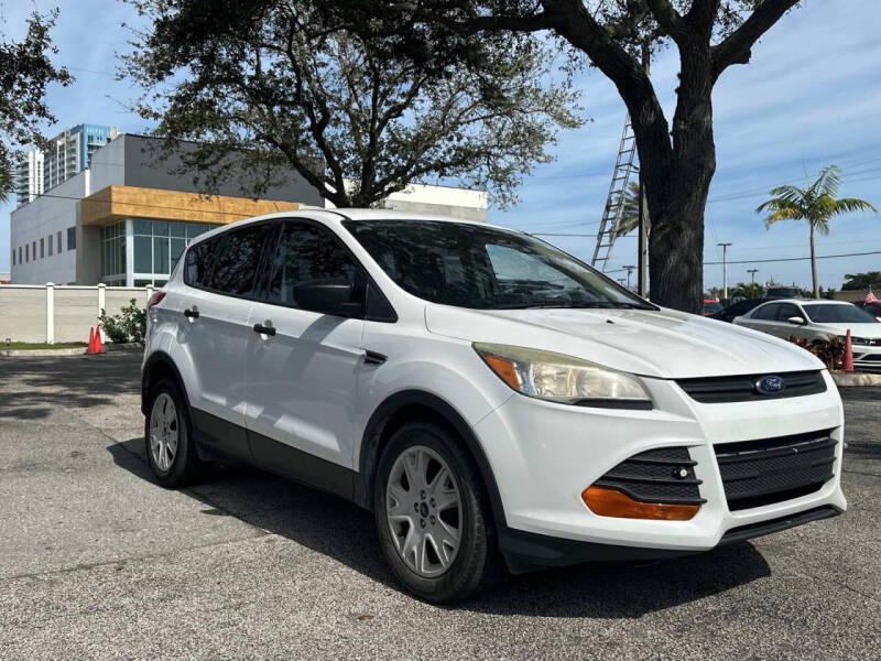 2015 Ford Escape S