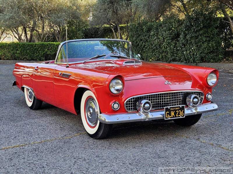 1955 Ford Thunderbird