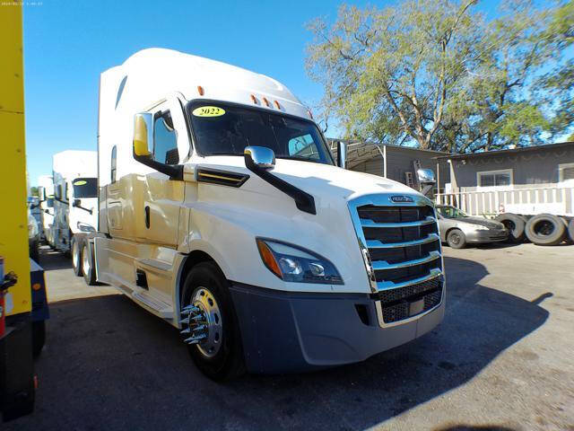 2022 Freightliner Cascadia