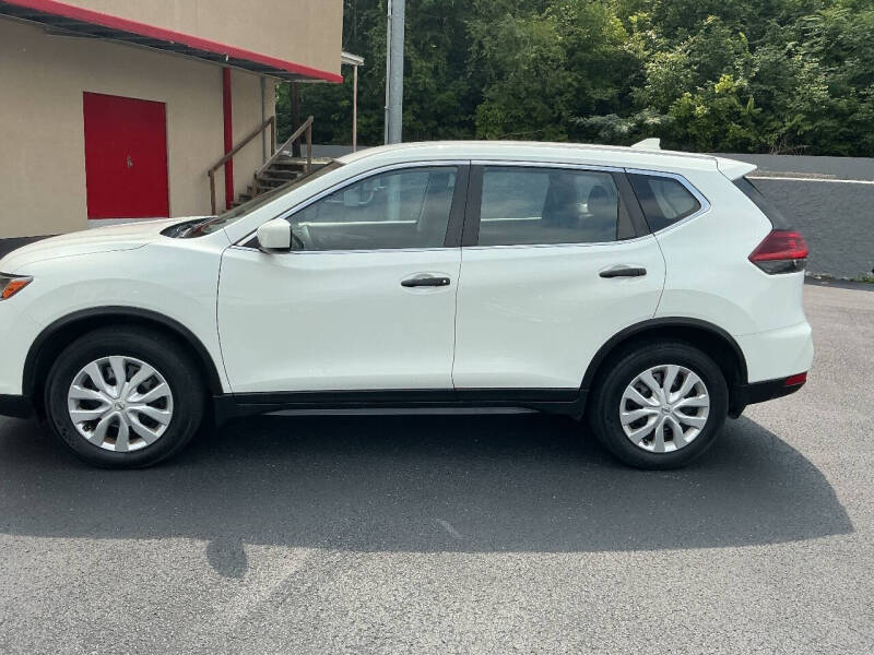 2020 Nissan Rogue SV