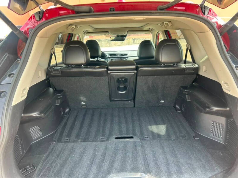 2017 Nissan Rogue SL