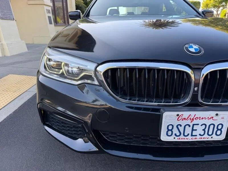 2017 BMW 5 Series 540i
