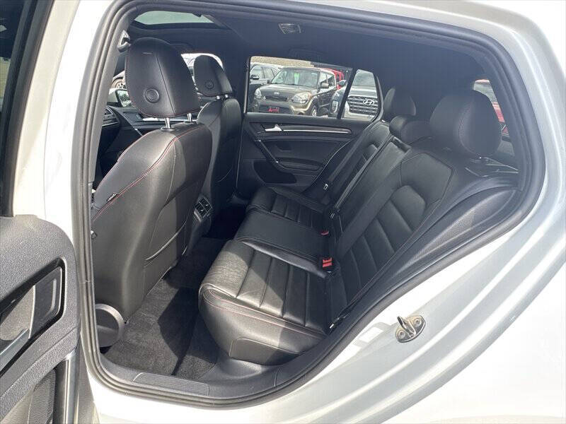 2016 Volkswagen Golf GTI