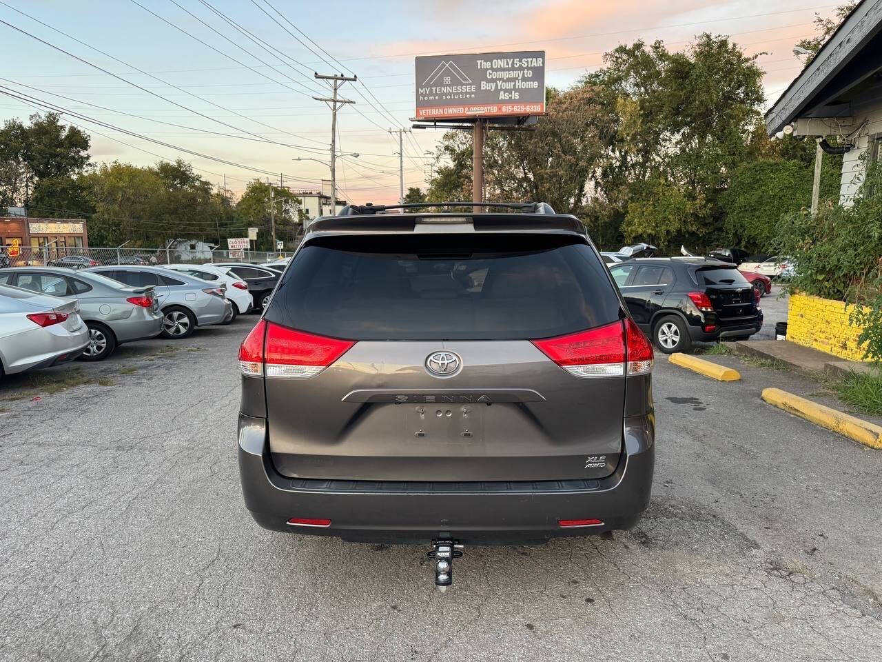 2013 Toyota Sienna for sale at Green Ride LLC in NASHVILLE, TN