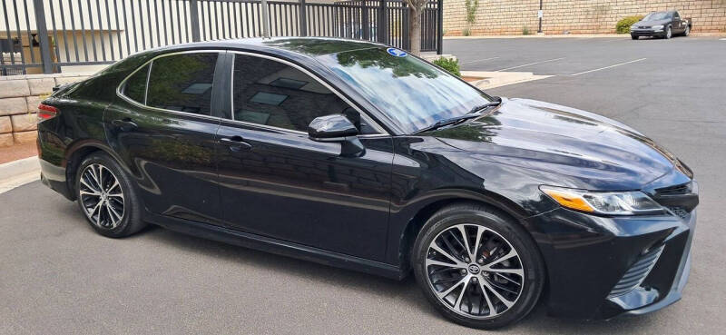 2018 Toyota Camry SE