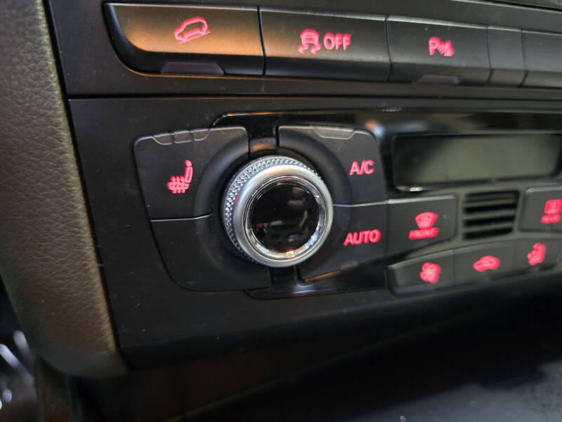 2016 Audi Q5 2.0T quattro Premium Plus