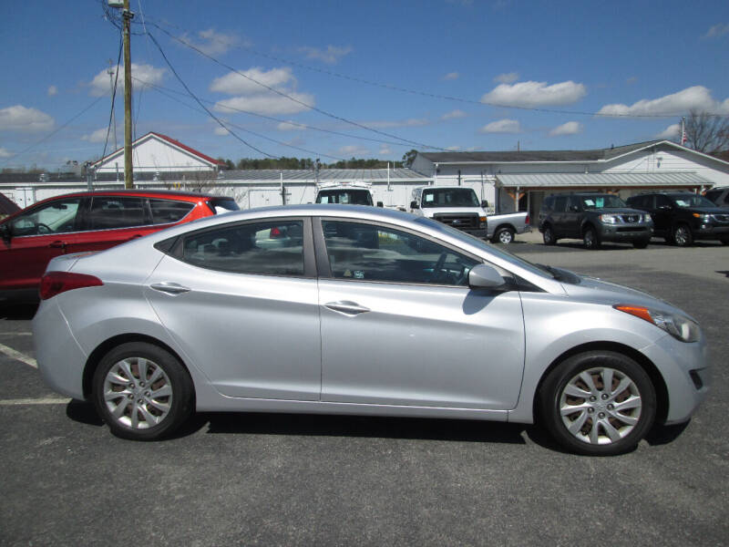 2012 Hyundai Elantra GLS photo 3