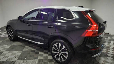 2023 Volvo XC60 B5 Plus Bright Theme