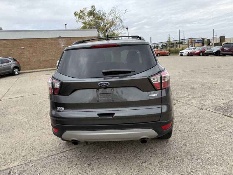2017 Ford Escape SE